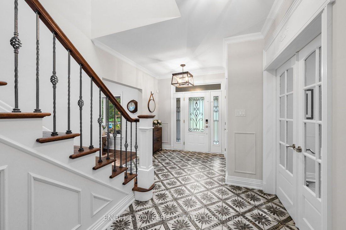 House in Ottawa, Ontario, Canada 4 - 19025224