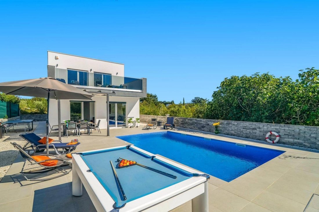 Villa in Svetvincenat, Istria County, Croatia 1 - 19025734