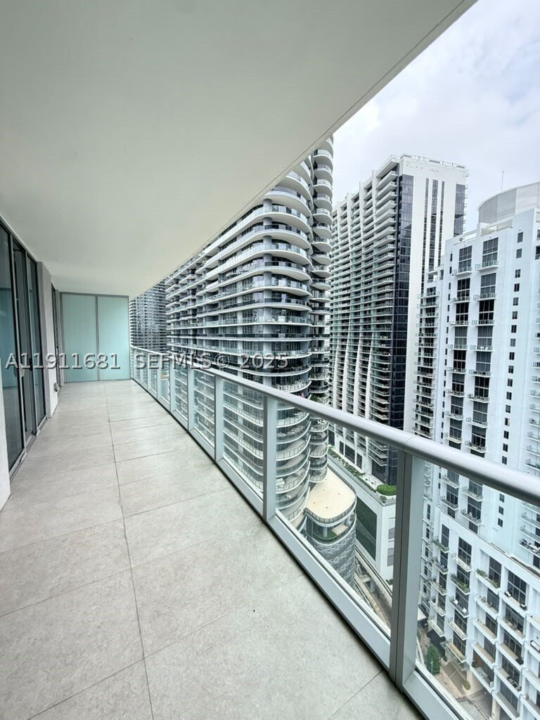 Eigentumswohnung in Miami, Florida, Vereinigte Staaten 4 - 16676841