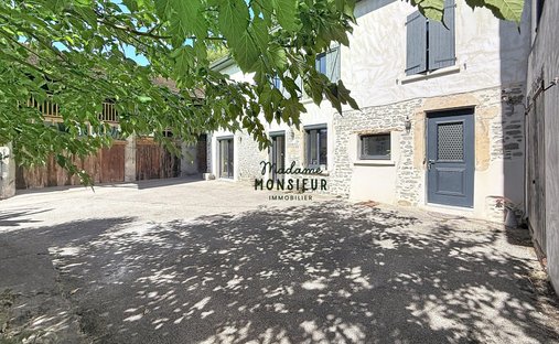 House in Cessieu, Auvergne-Rhône-Alpes, France 1