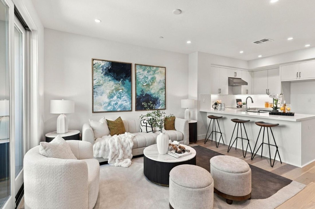 Condo in East Palo Alto, California, United States 3 - 19023773