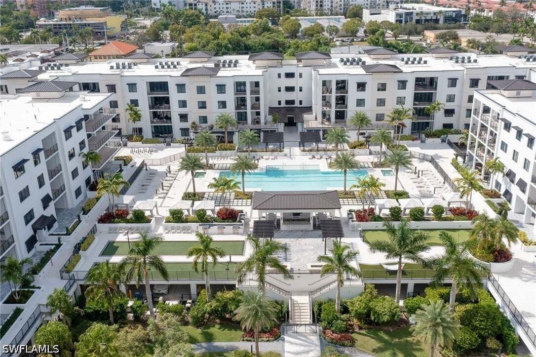 Condo in Naples, Florida, United States 4 - 19026842