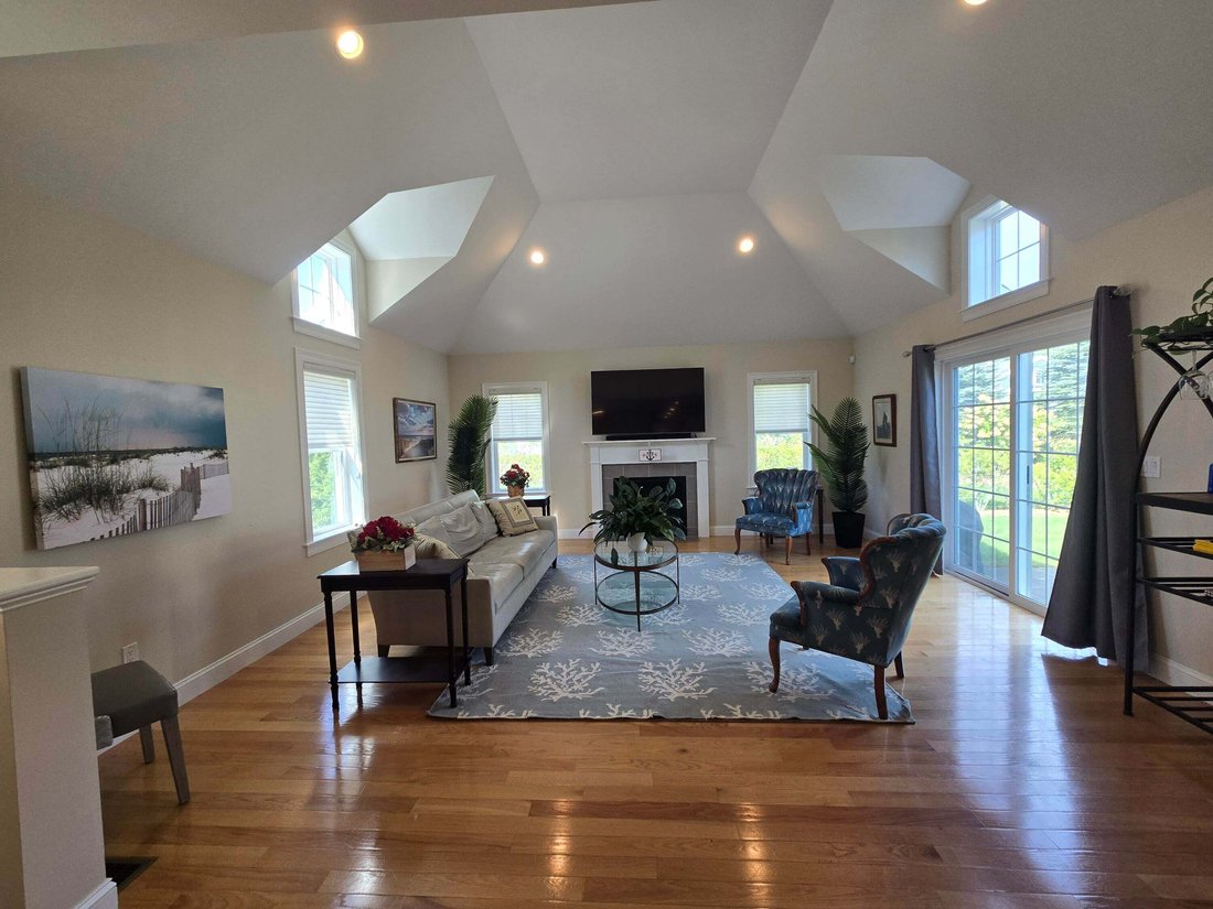 House in Mashpee, Massachusetts, United States 2 - 19023012