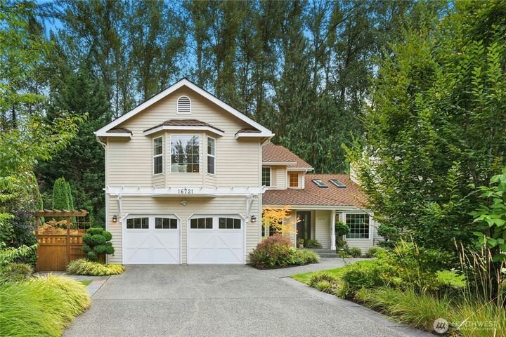 House in Bellevue, Washington, United States 1 - 19032207