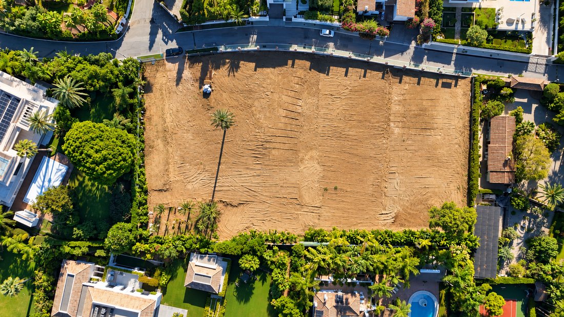Land in Marbella, Andalusia, Spain 3 - 19021333
