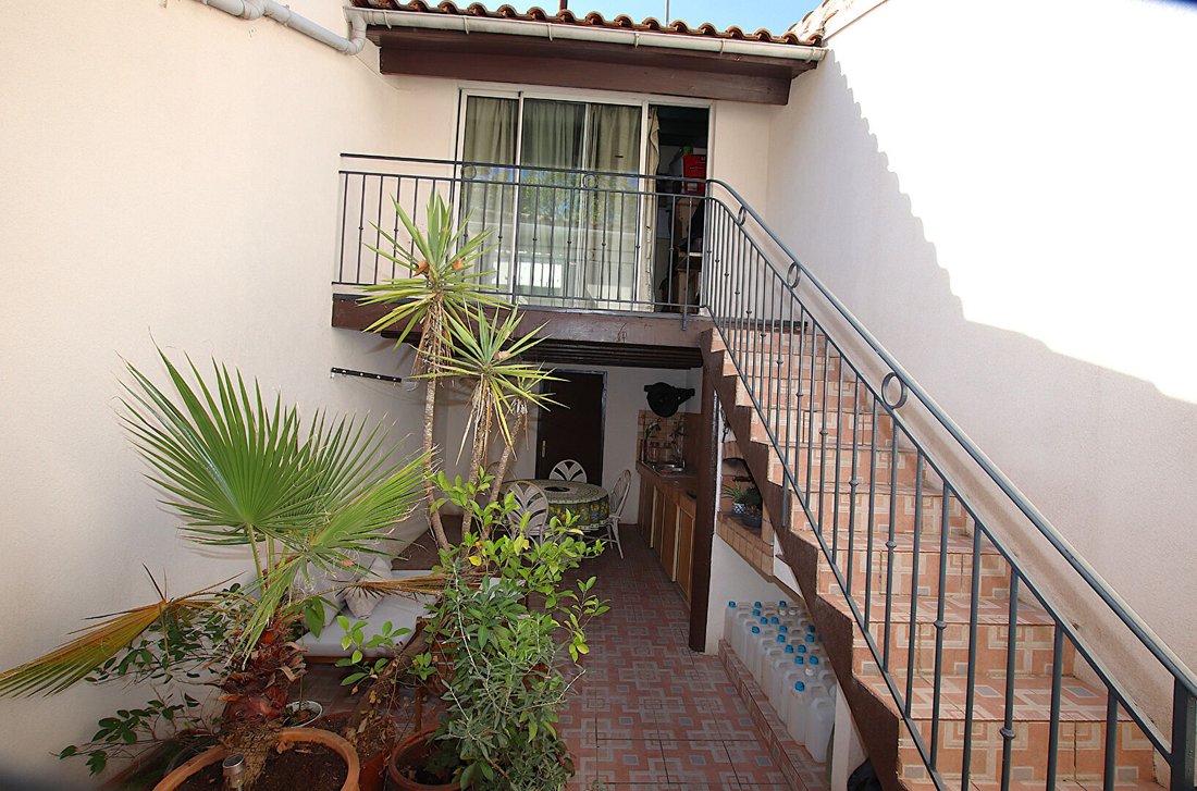 Villa in Montpellier, Occitania, France 3 - 19026072