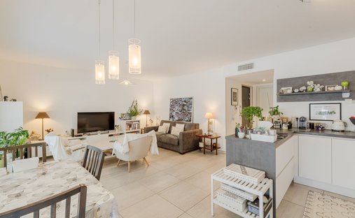 Apartment in Mâcon, Bourgogne – Franche-Comté, France 1