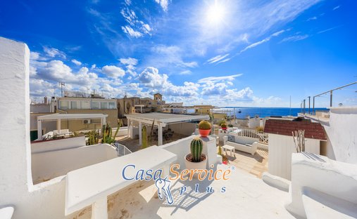 House in Centro Storico, Gallipoli, Apulia 1