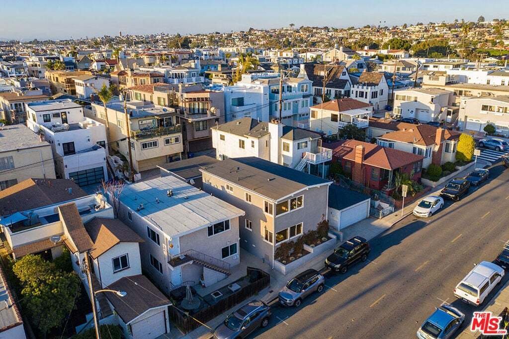 Hermosa Beach, California, United States 4 - 19027008