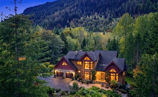 House in North Bend, Washington, United States 1