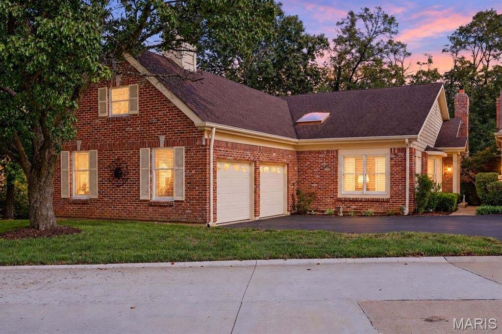 Condominio en Town and Country, Misuri, Estados Unidos 1 - 19032437