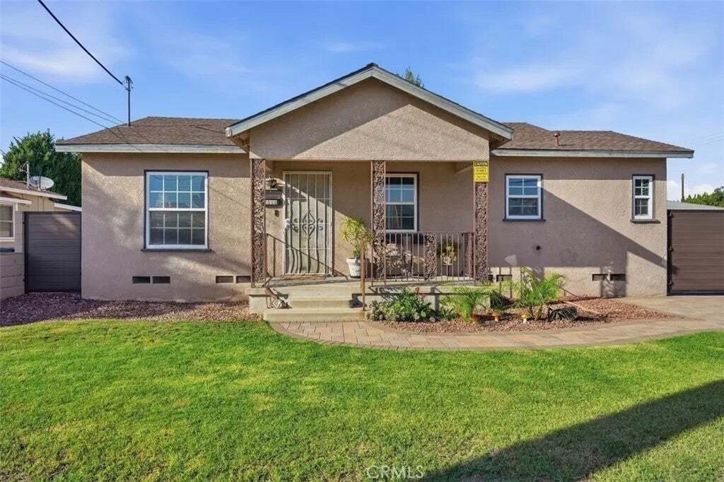 House in Bellflower, California, United States 1 - 19031022