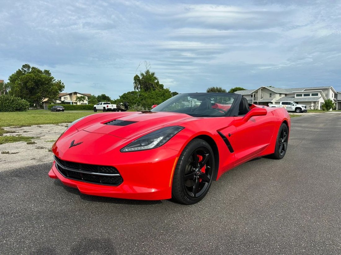 Cabriolet in Fort Myers, FL, United States 1 - 19028334
