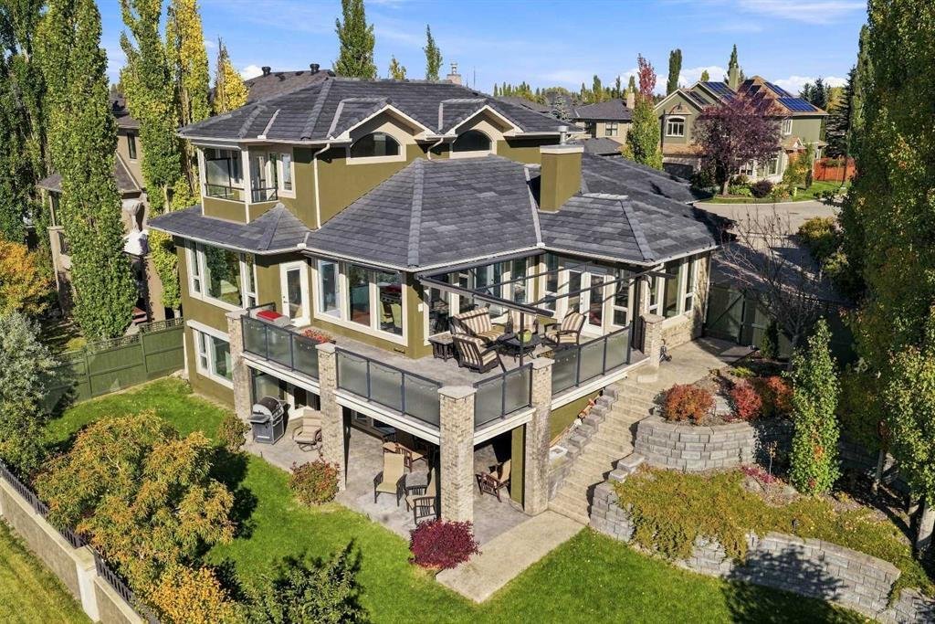 House in Calgary, Alberta, Canada 5 - 19031825