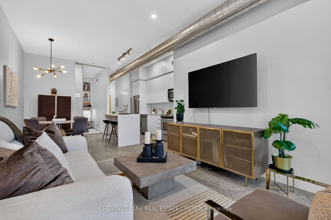 Apartment in Toronto, Ontario, Canada 3 - 19028512