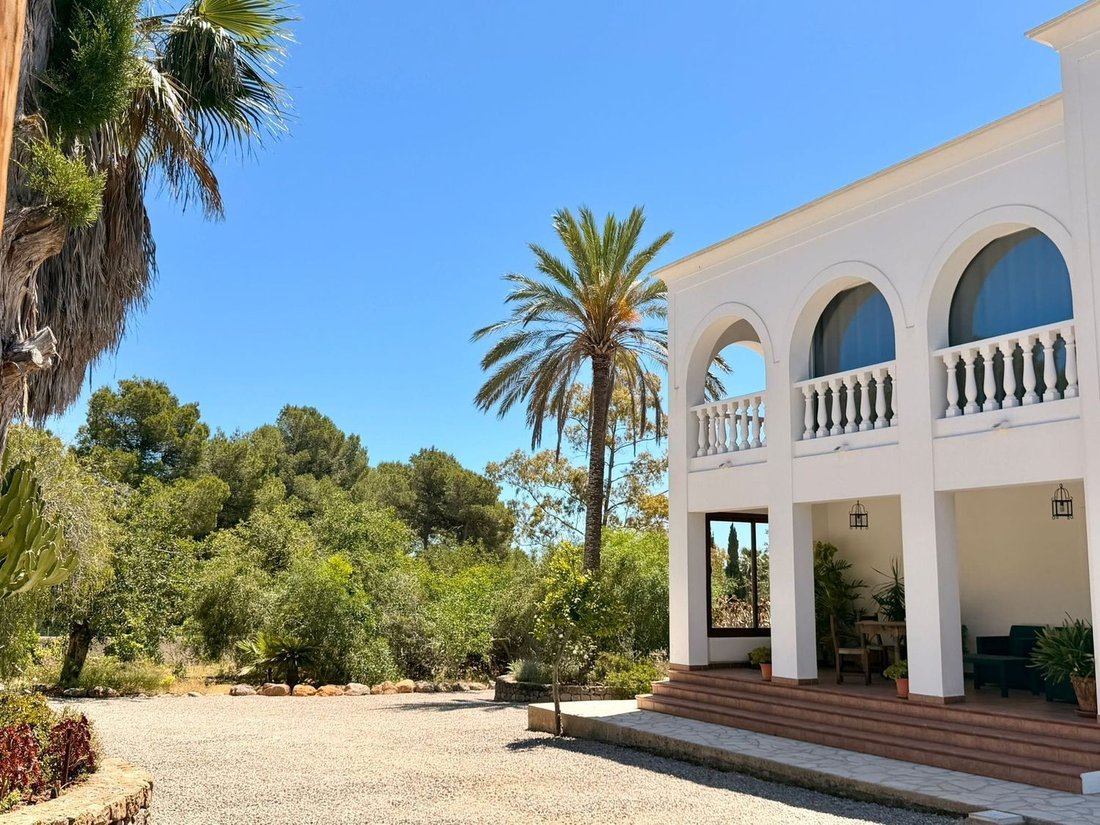 Villa in Santa Eularia des Riu, Balearic Islands, Spain 2 - 19034227