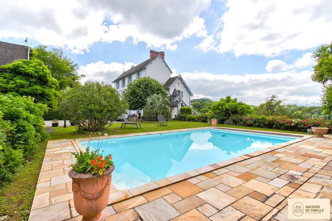 Villa in Pau, Nouvelle-Aquitaine, France 1 - 19022081