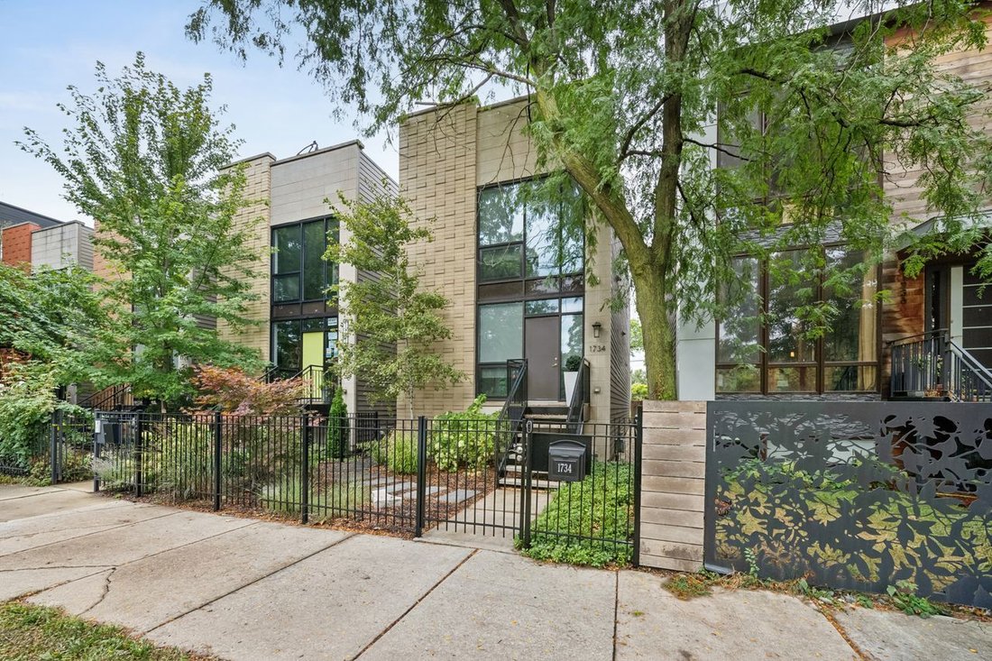 House in Chicago, Illinois, United States 2 - 19022110