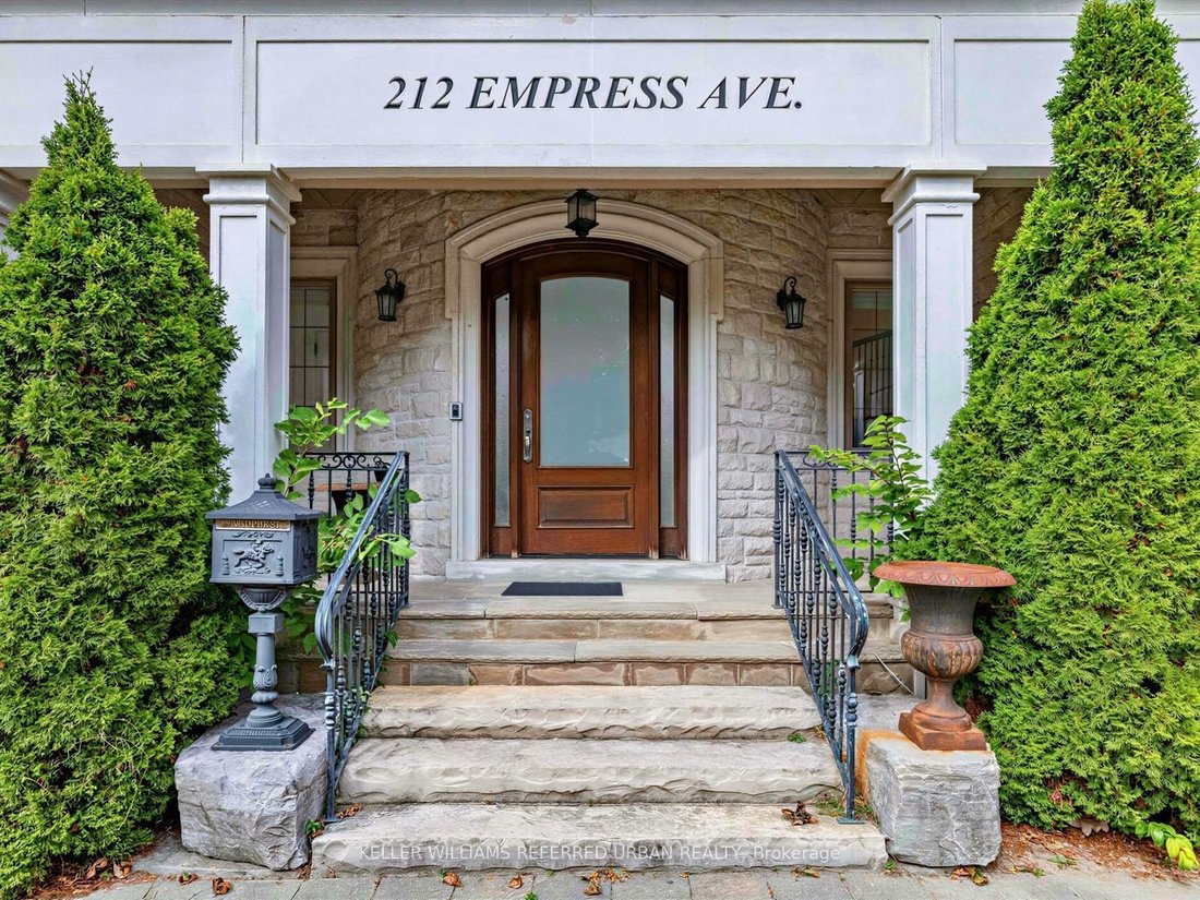 House in Toronto, Ontario, Canada 2 - 19021176