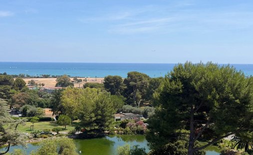 Appartement à Saint Véran, Cagnes-sur-Mer, France 1