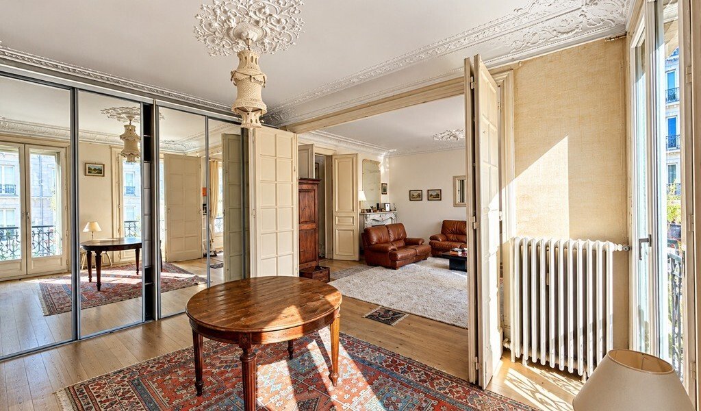 Apartment in Sainte Avoie, Paris 3e Arrondissement, Paris 3 - 19025124
