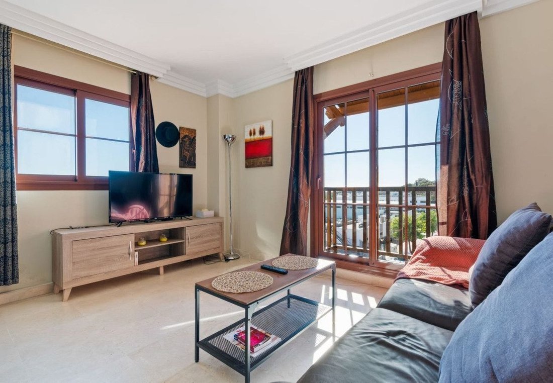 Apartment in Benahavis, Andalusia, Spain 4 - 19032589