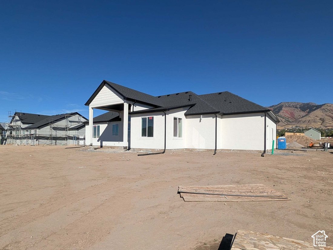 House in Hyde Park, Utah, United States 5 - 18697144