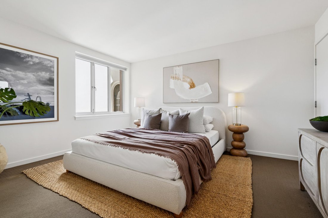Condo in San Francisco, California, United States 5 - 19027476