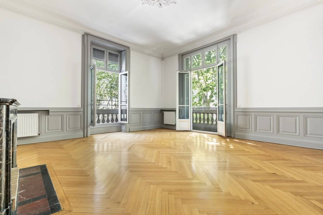 Apartment in Saint Vincent, Lyon 1er Arrondissement, Lyon 3 - 18340559