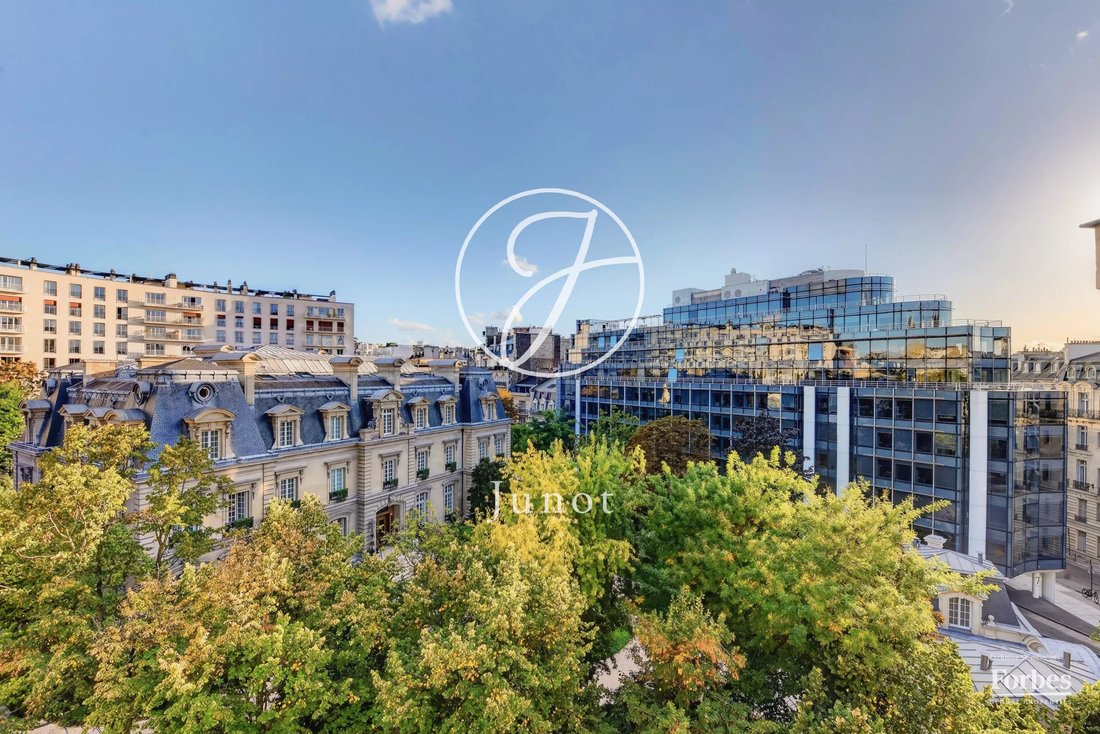 Apartment in Porte Dauphine, Paris 16e Arrondissement, Paris 2 - 19029586
