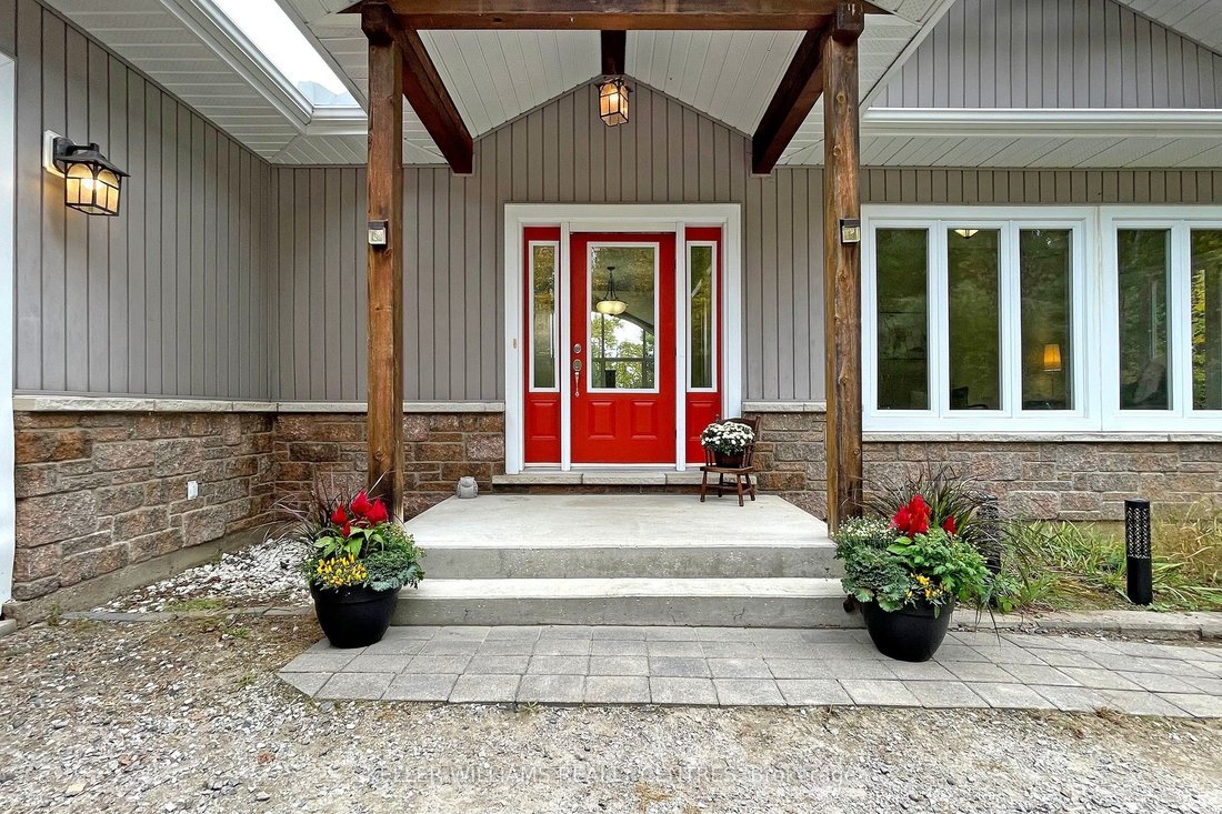 House in Gravenhurst, Ontario, Canada 4 - 19023876