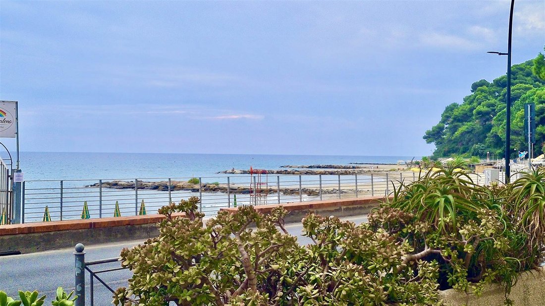 Apartamento en Laigueglia, Liguria, Italia 1 - 19025122