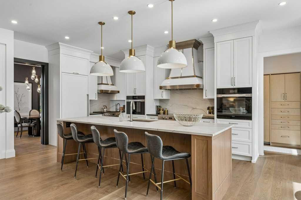 House in Calgary, Alberta, Canada 5 - 19031803
