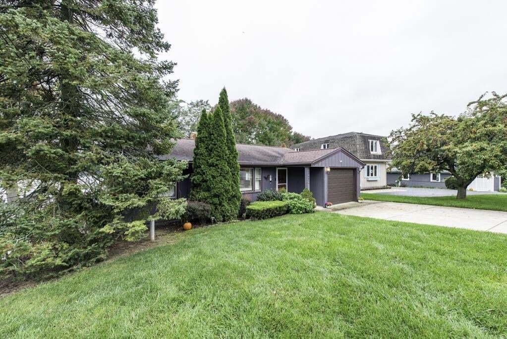 House in Bristol, Wisconsin, United States 3 - 19023062