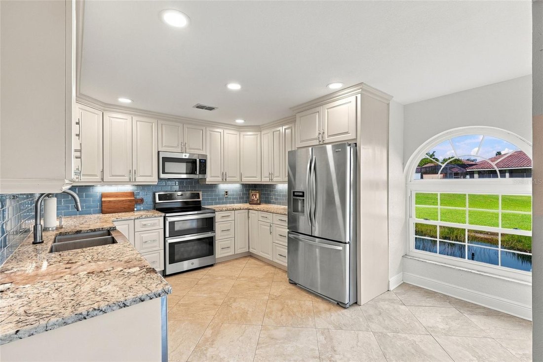 Townhouse in St. Petersburg, Florida, United States 5 - 19022617
