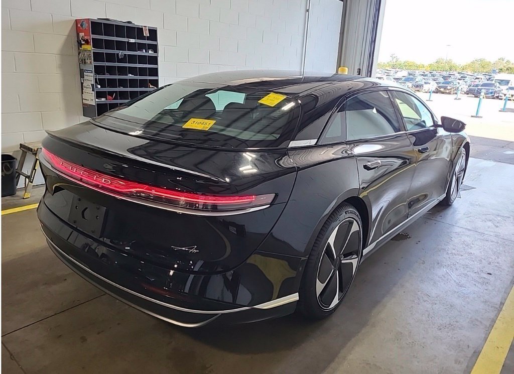Sedan in Lake Villa, IL, United States 4 - 19032791