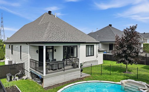 Haus in Saint-Mathieu-de-Beloeil, Québec, Kanada 1