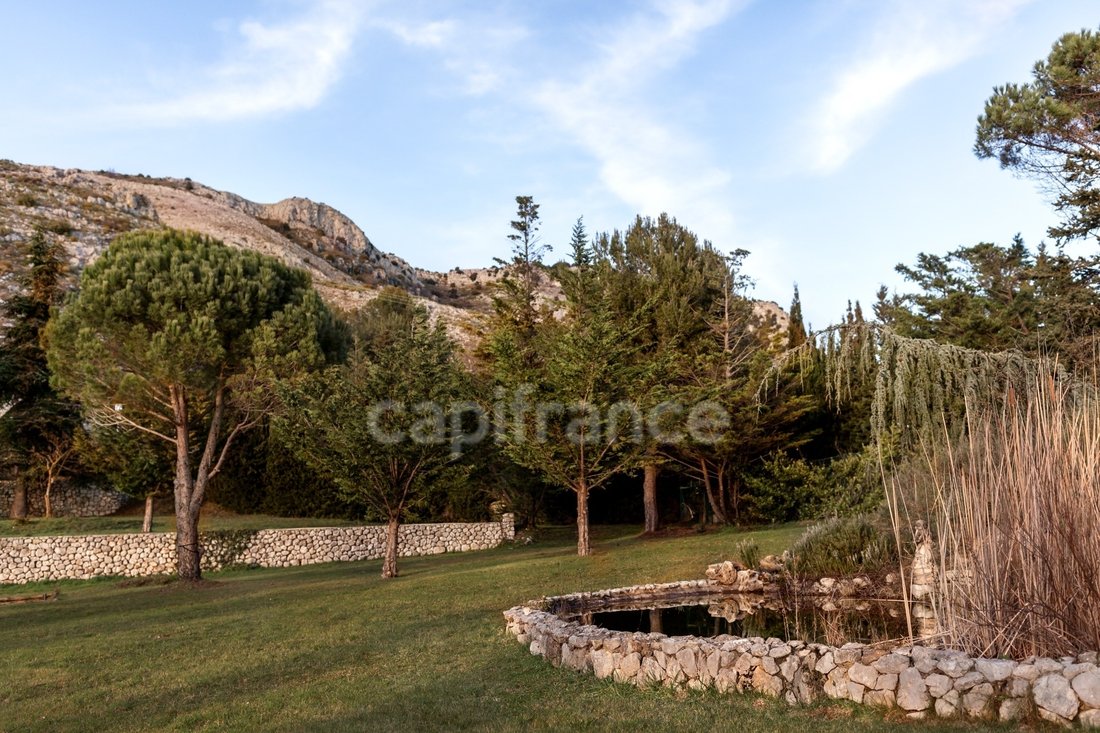 Maison à Gourdon, Provence-Alpes-Côte d'Azur, France 2 - 17358200