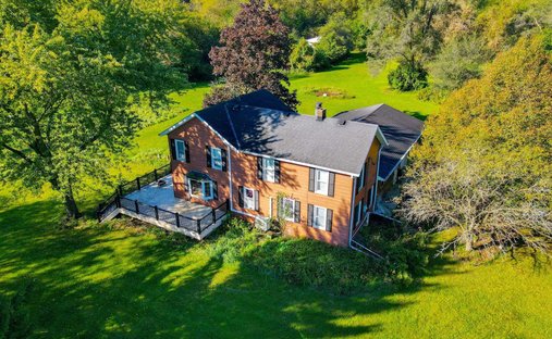 House in Dousman, Wisconsin, United States 1
