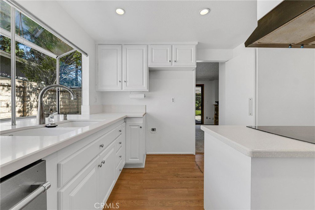 House in Los Angeles, California, United States 5 - 19032042