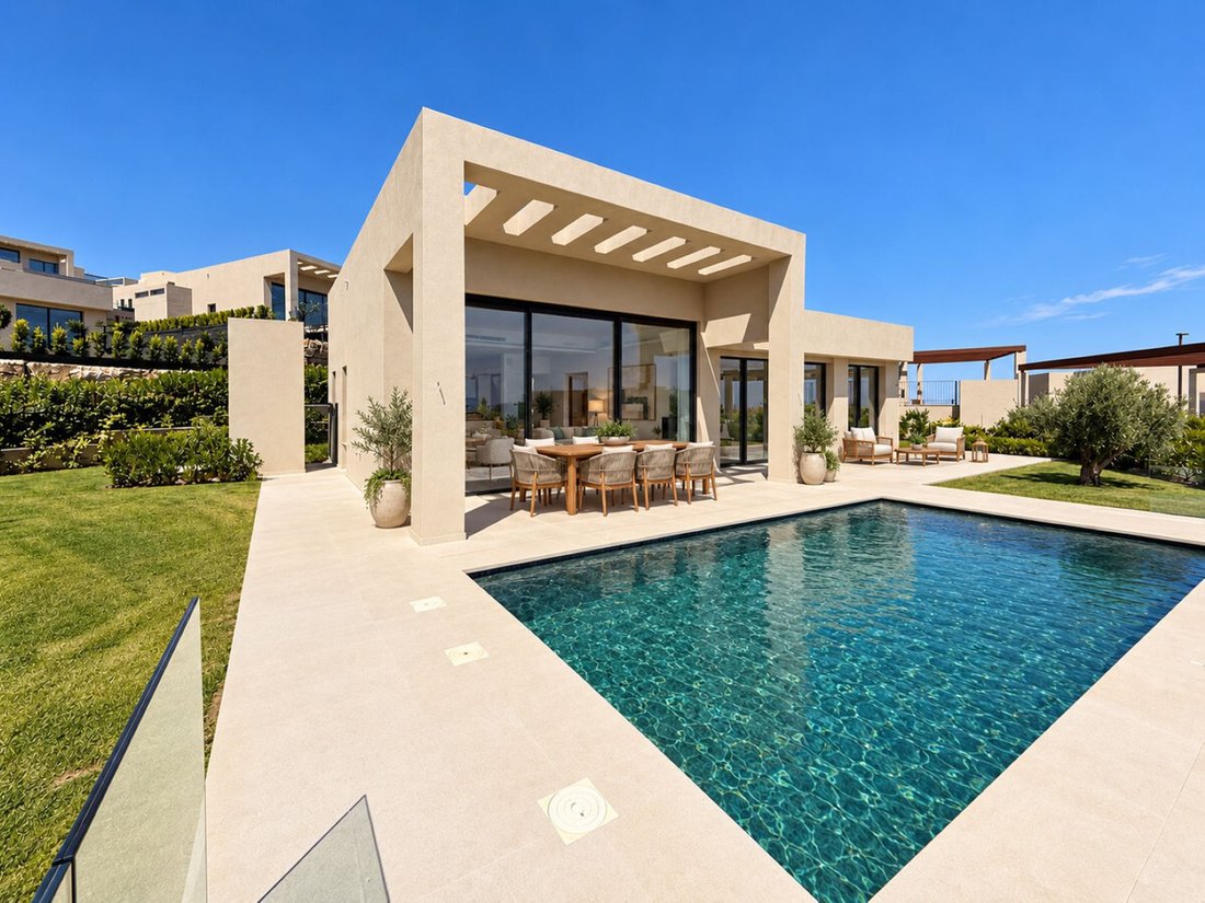 Villa in Benahavis, Andalusia, Spain 1 - 17956703