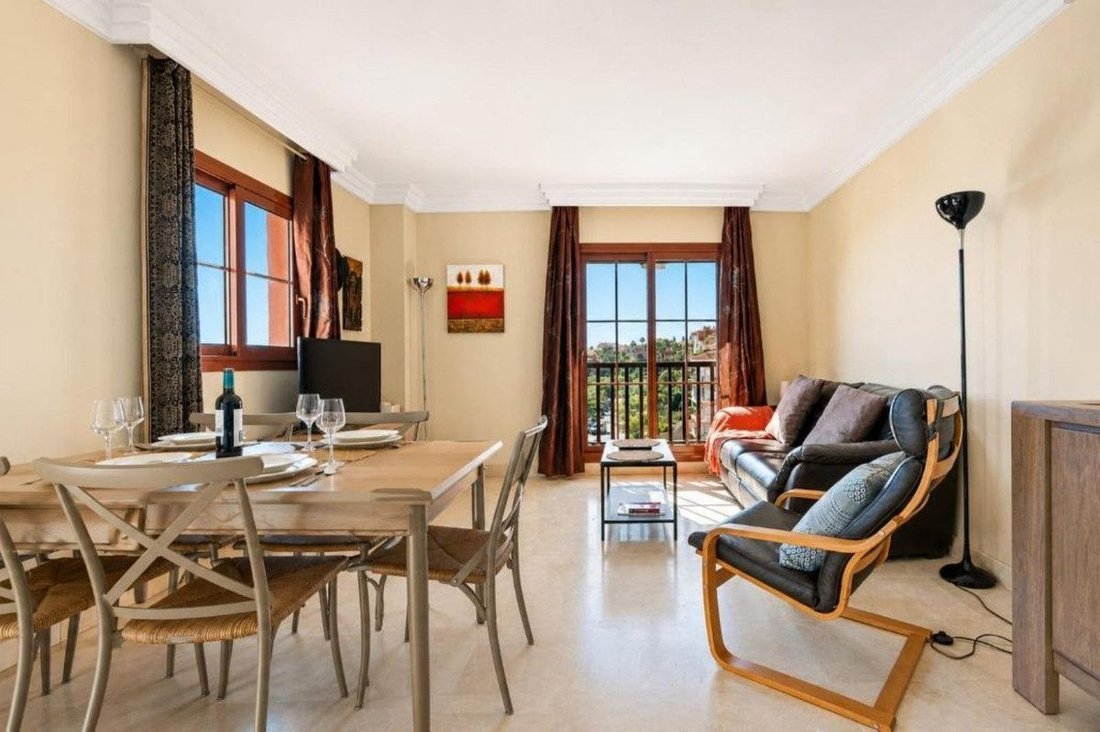 Apartment in Benahavis, Andalusia, Spain 3 - 19032589