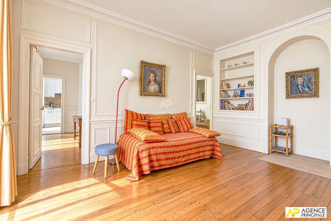 Maison à Domaine National du Château, Versailles, France 2 - 19032687