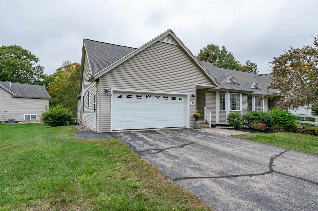 Condo in East Kingston, New Hampshire, United States 2 - 19031908