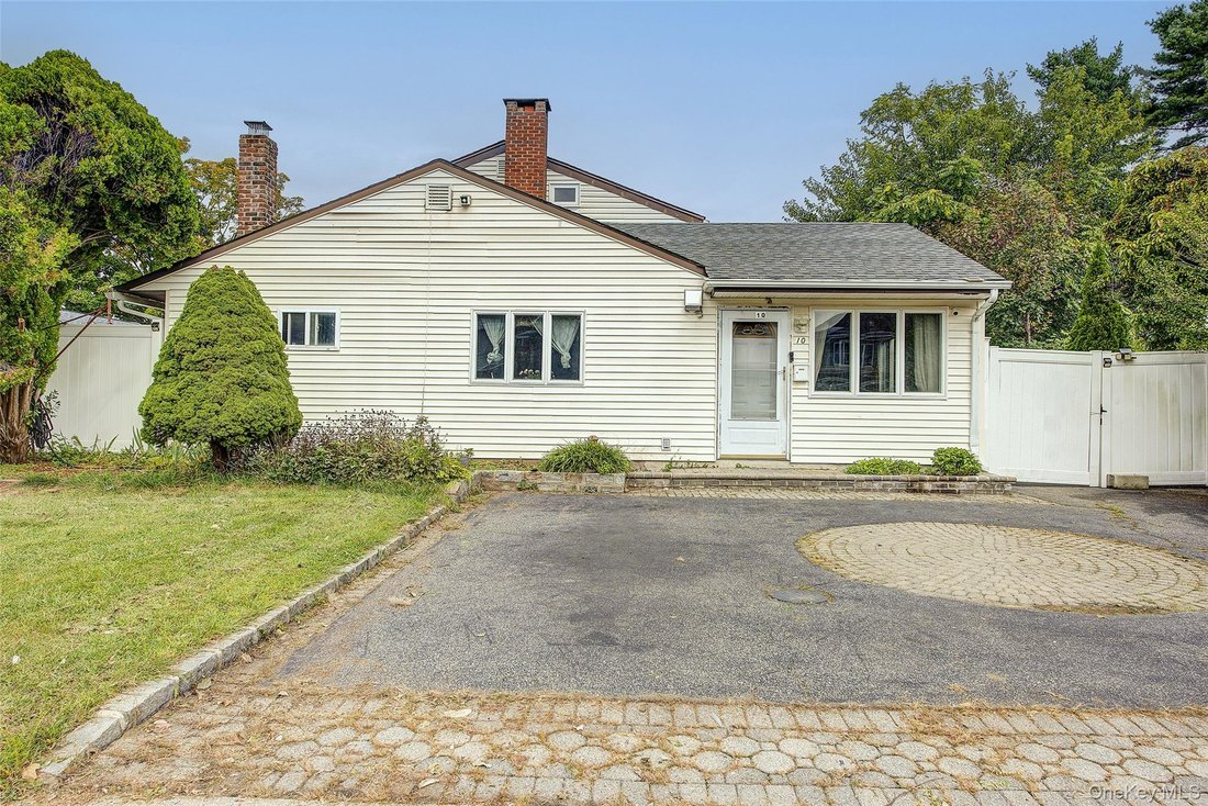 House in Syosset, New York, United States 1 - 19029291