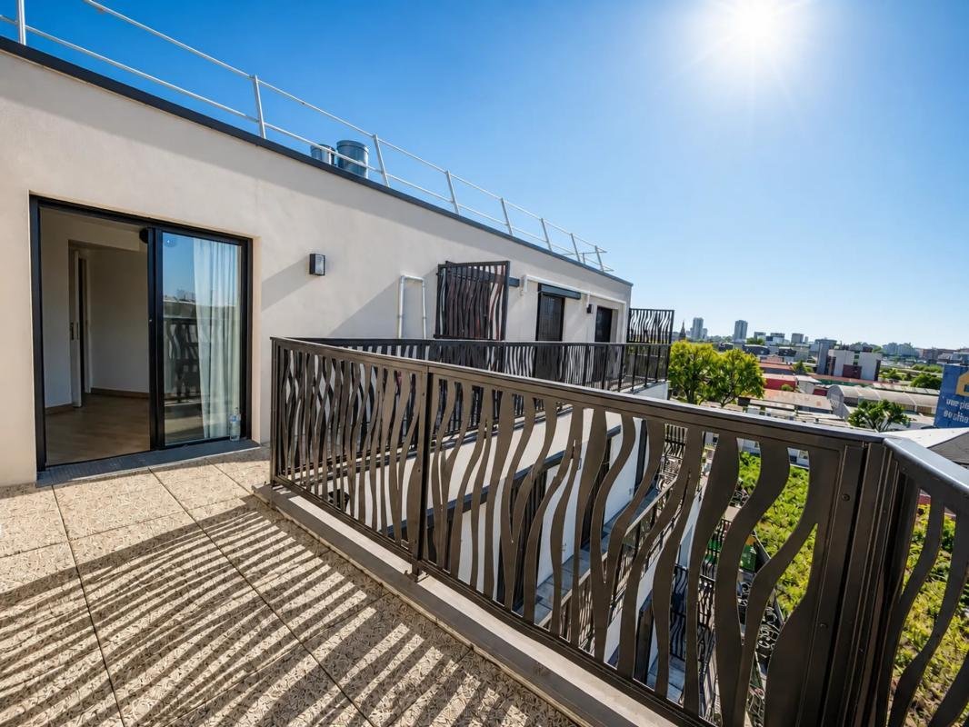 Apartment in La Plaine, Saint-Denis, Ile-de-France 5 - 19021752