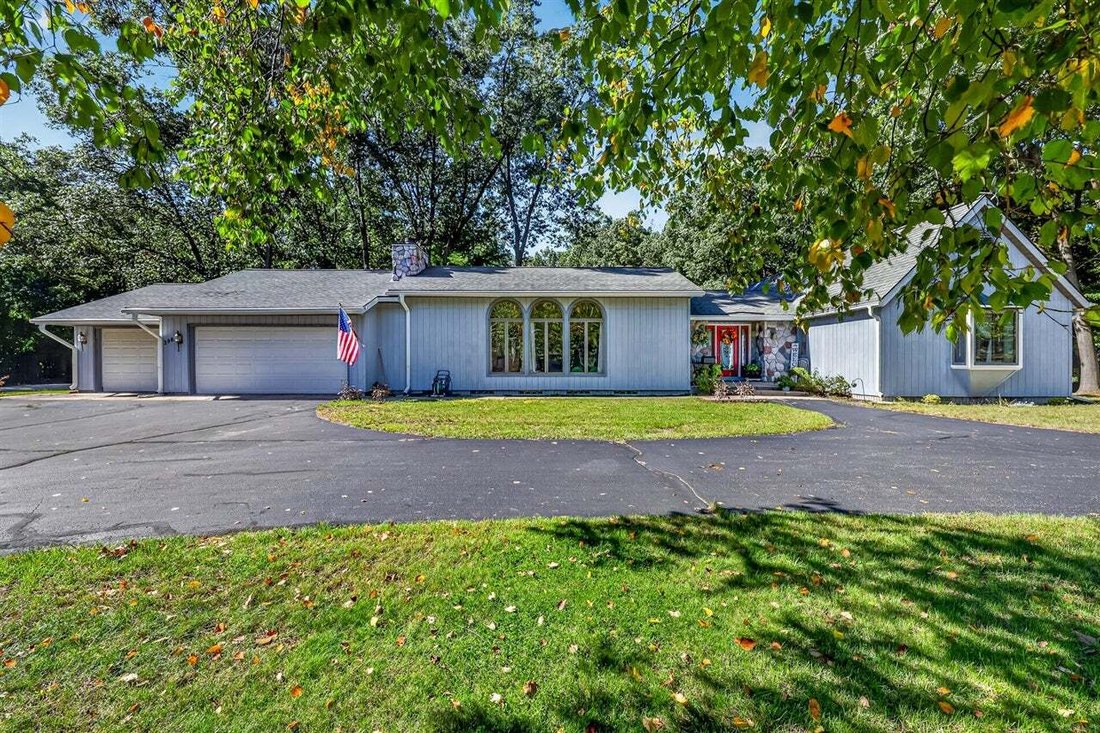 House in Muskegon, Michigan, United States 1 - 19029482