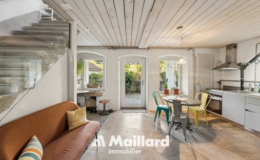 Haus in L'Isle, Waadt, Schweiz 1