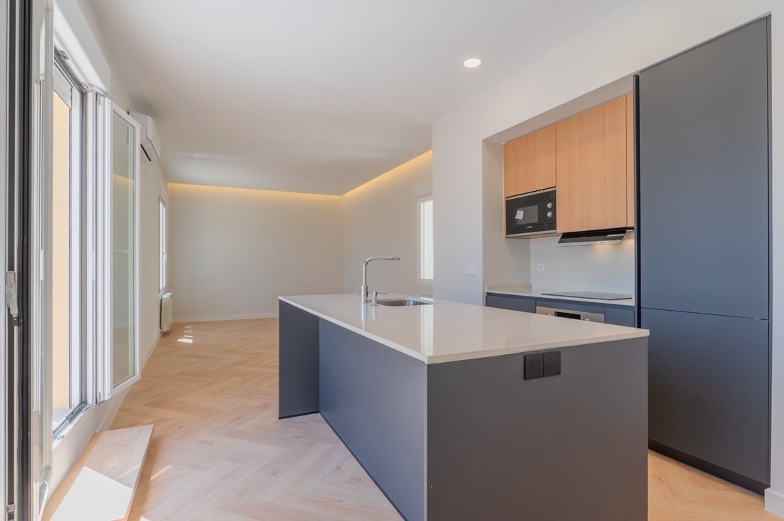 Apartment in Chamartín, Madrid, Spain 3 - 19027487