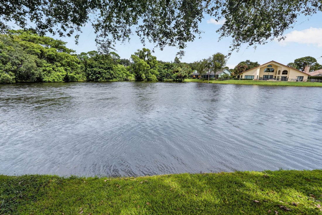 House in Palm Beach Gardens, Florida, United States 2 - 19030841